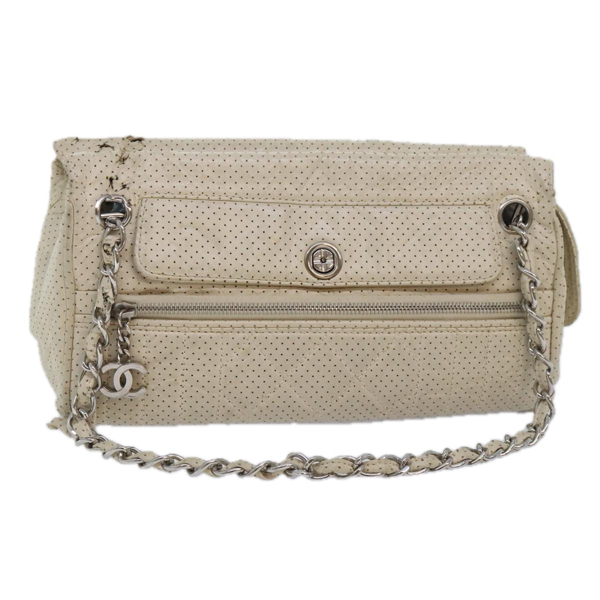 CHANEL Chain Shoulder Bag Punching leather White Silver CC Auth 91310