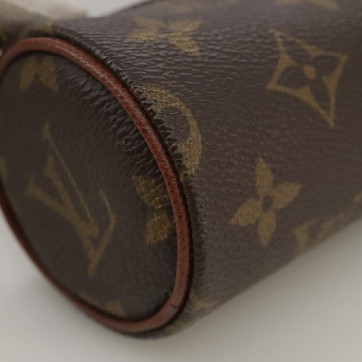 LOUIS VUITTON Monogram Papillon Pouch LV Auth 91333