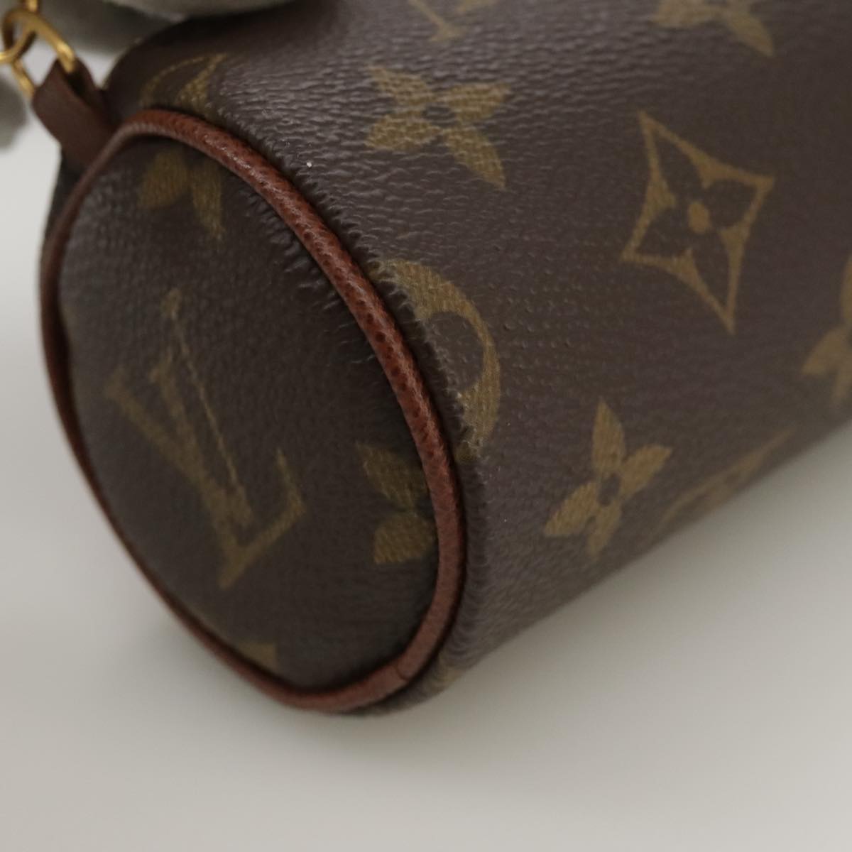 LOUIS VUITTON Monogram Papillon Pouch LV Auth 91333