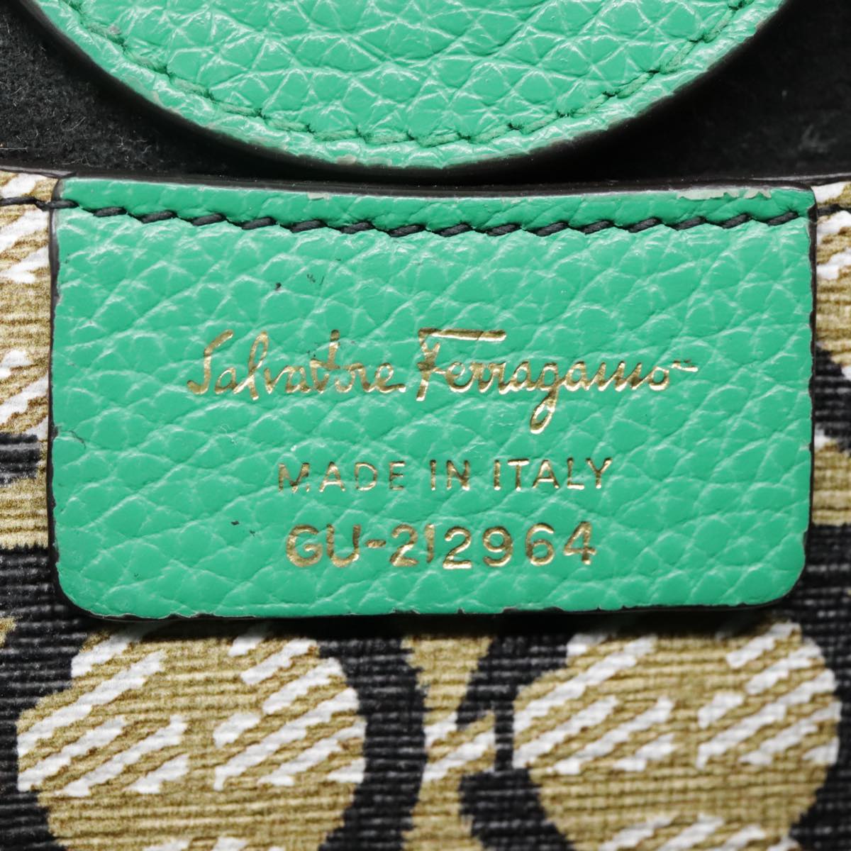 Salvatore Ferragamo Hand Bag Leather 2way Green Gold Auth 91385A