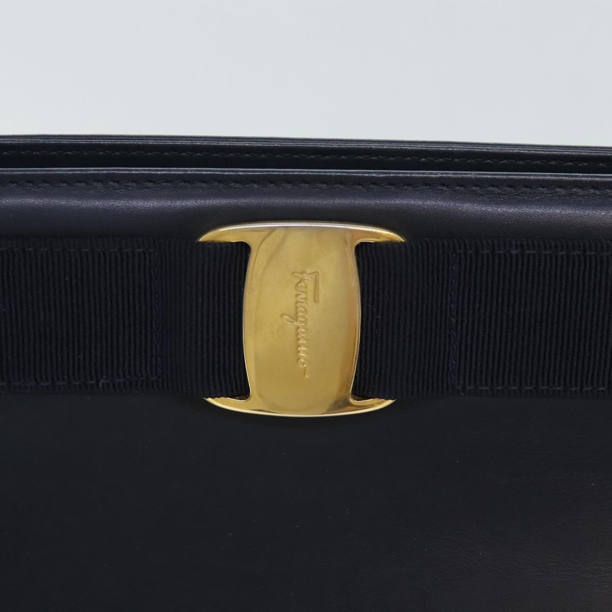 Salvatore Ferragamo Shoulder Bag Leather Navy Gold Auth 91408