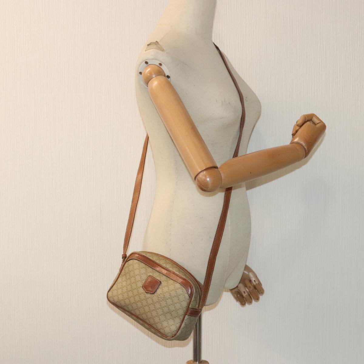 CELINE Macadam Canvas Shoulder Bag Beige Auth 91467