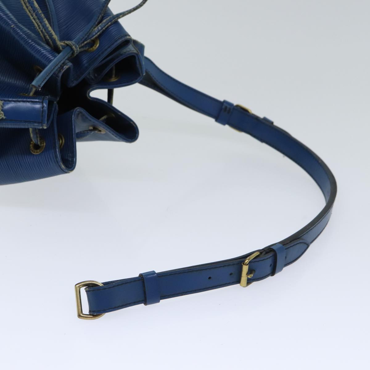 LOUIS VUITTON Epi Noe Shoulder Bag Toledo Blue M44005 LV Auth 91500