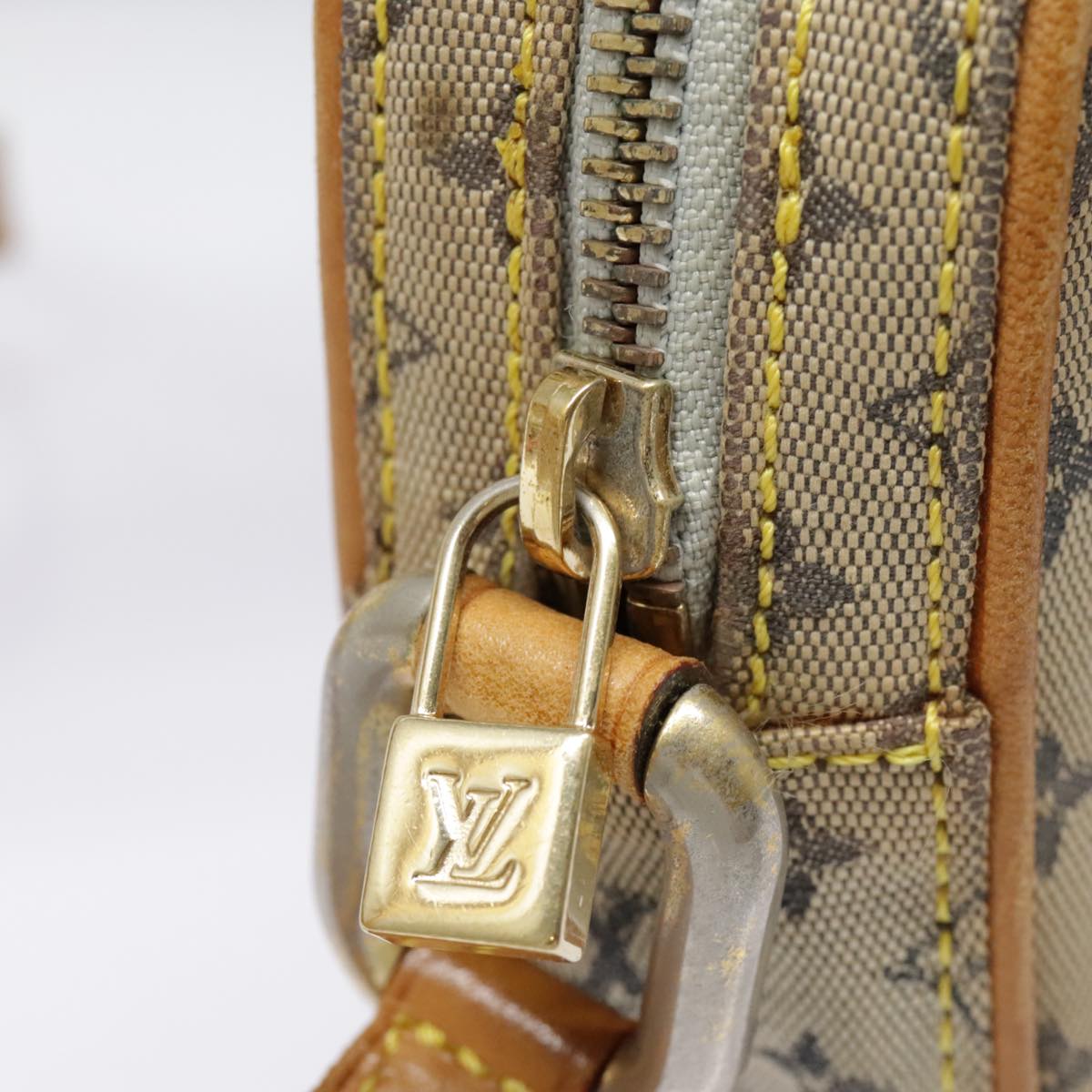 LOUIS VUITTON Monogram Mini Juliet MM Shoulder Bag Blue M92004 LV Auth 91535