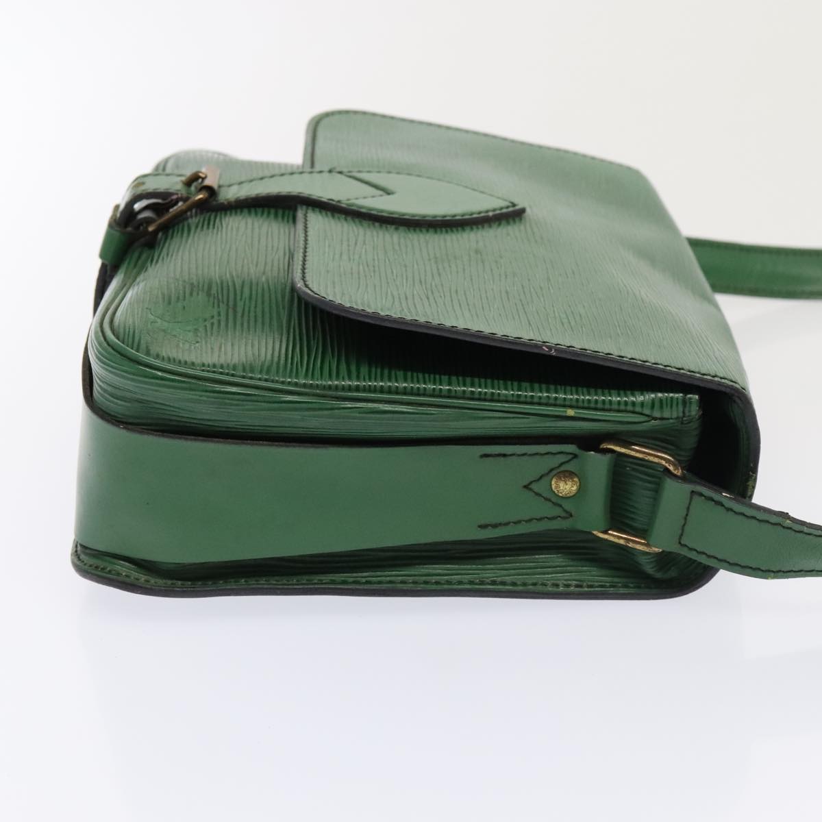 LOUIS VUITTON Epi Cartouchiere MM Shoulder Bag Green M52244 LV Auth 91579