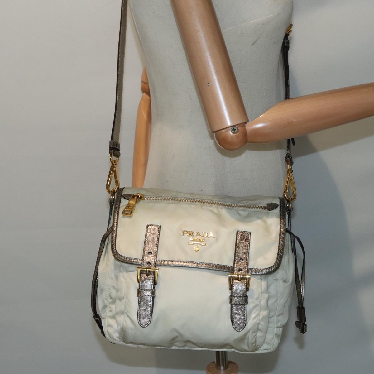 PRADA Shoulder Bag Nylon Beige Auth 91605