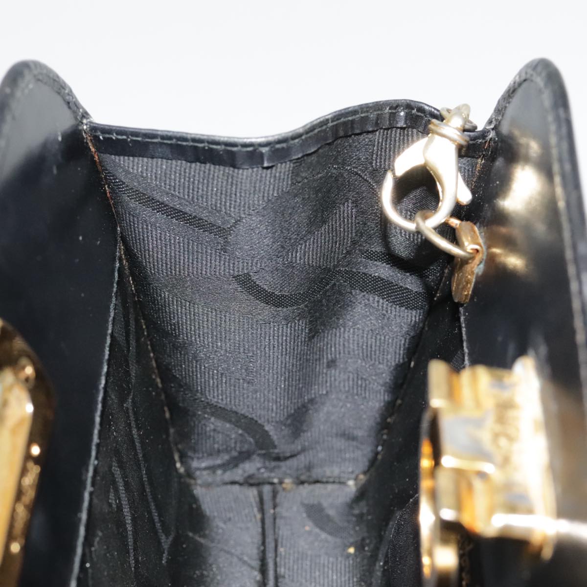 Salvatore Ferragamo Gancini Chain Shoulder Bag Leather Black Gold Auth 91619