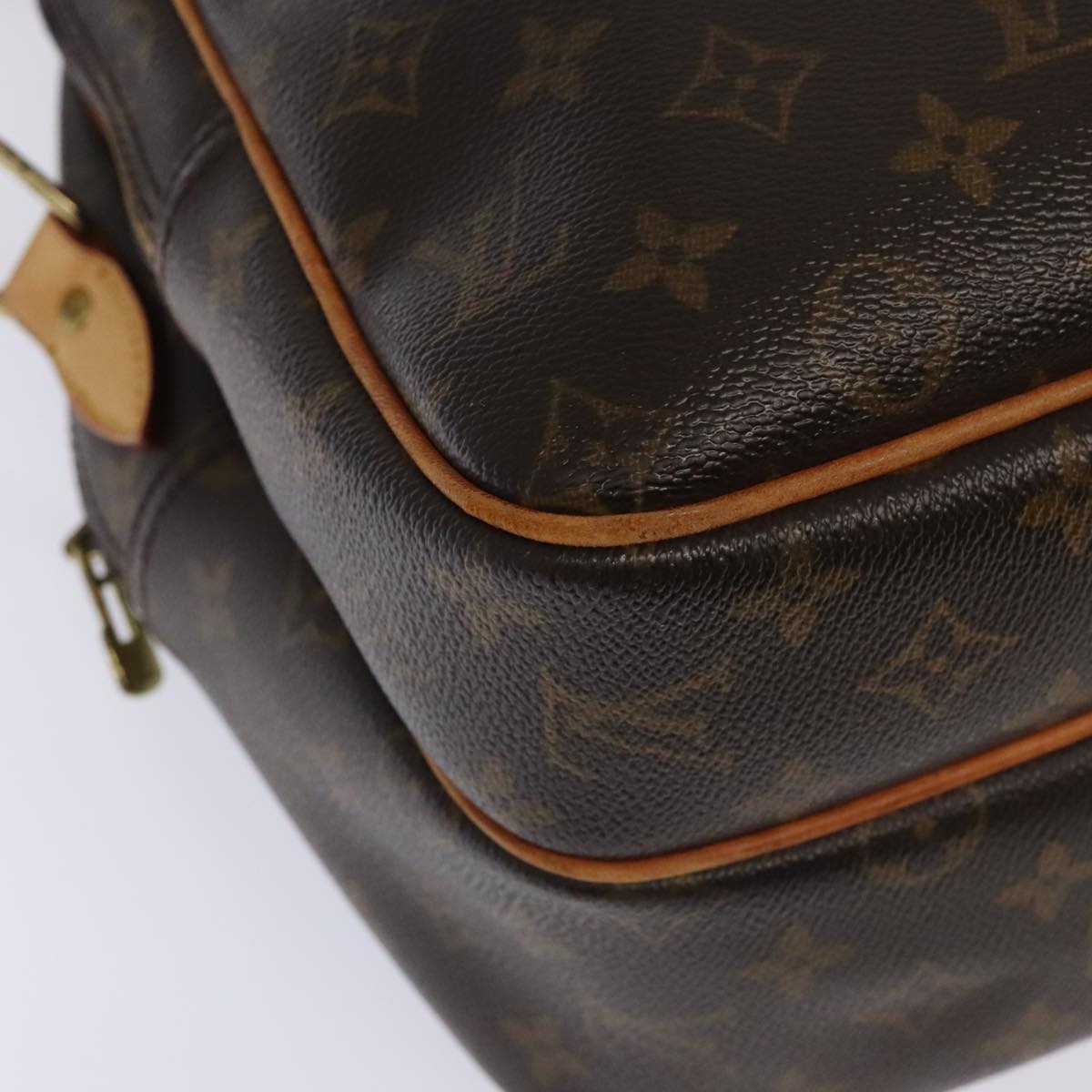 LOUIS VUITTON Monogram Reporter GM Shoulder Bag M45252 LV Auth 91630