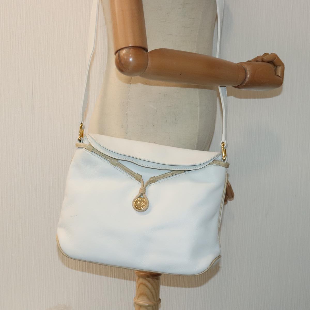 CELINE Shoulder Bag Leather White Beige gold Auth 91813