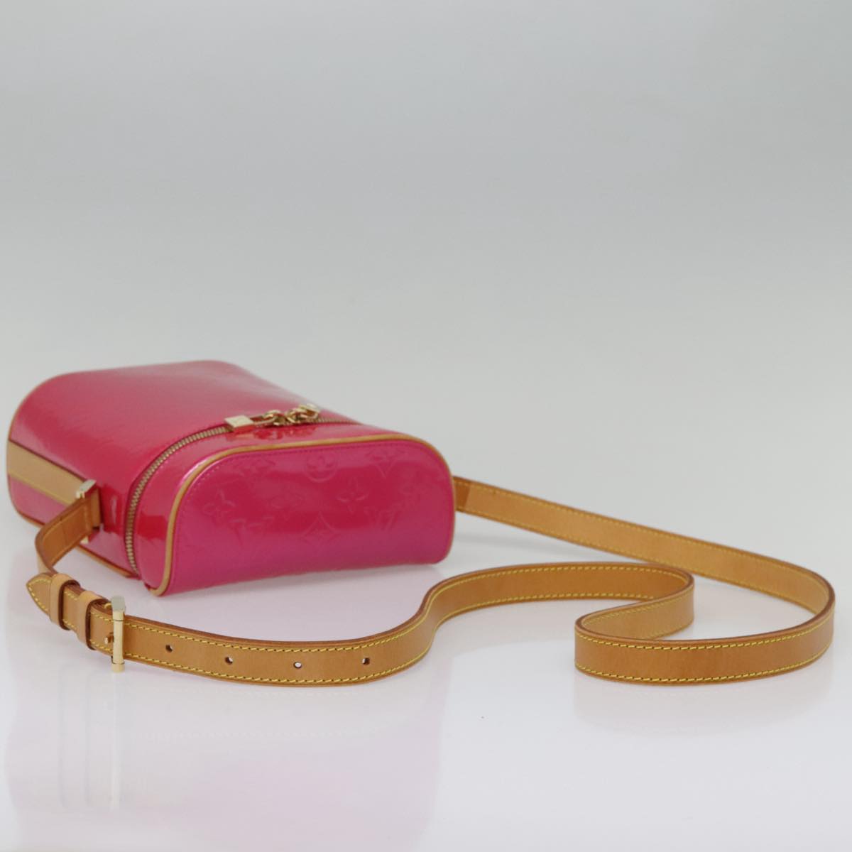 LOUIS VUITTON Monogram Vernis Sullivan Vertical Bag Pink M91259 LV Auth 91863