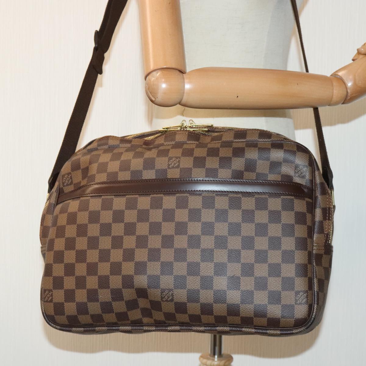 LOUIS VUITTON Damier Ebene Reporter GM Shoulder Bag LV Auth 91869