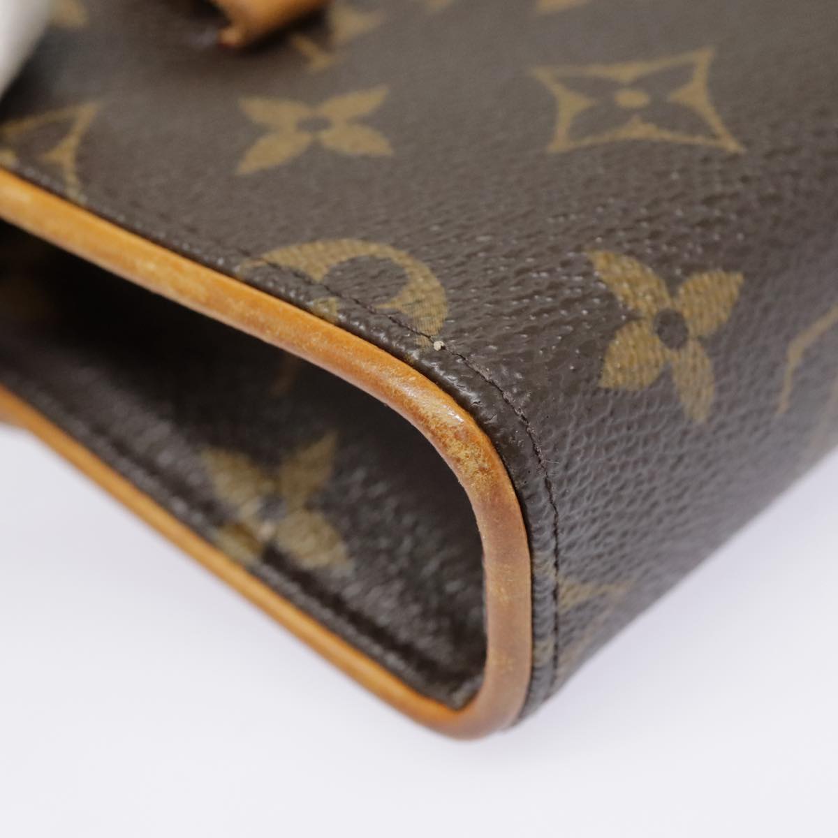 LOUIS VUITTON Monogram Pochette Florentine Waist bag M51855 LV Auth 91918