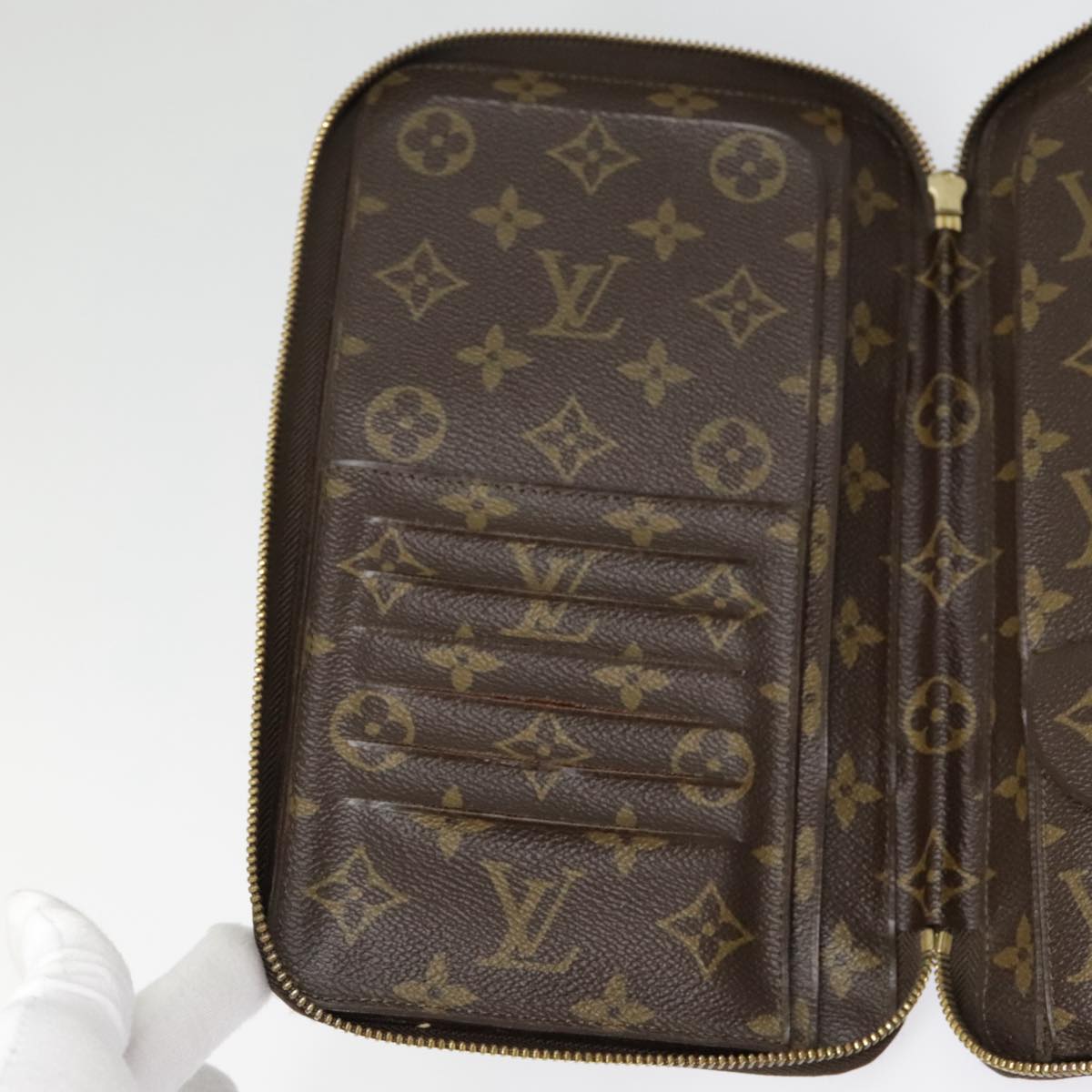 LOUIS VUITTON Monogram Poche Escapade Travel Case M60113 LV Auth 91943