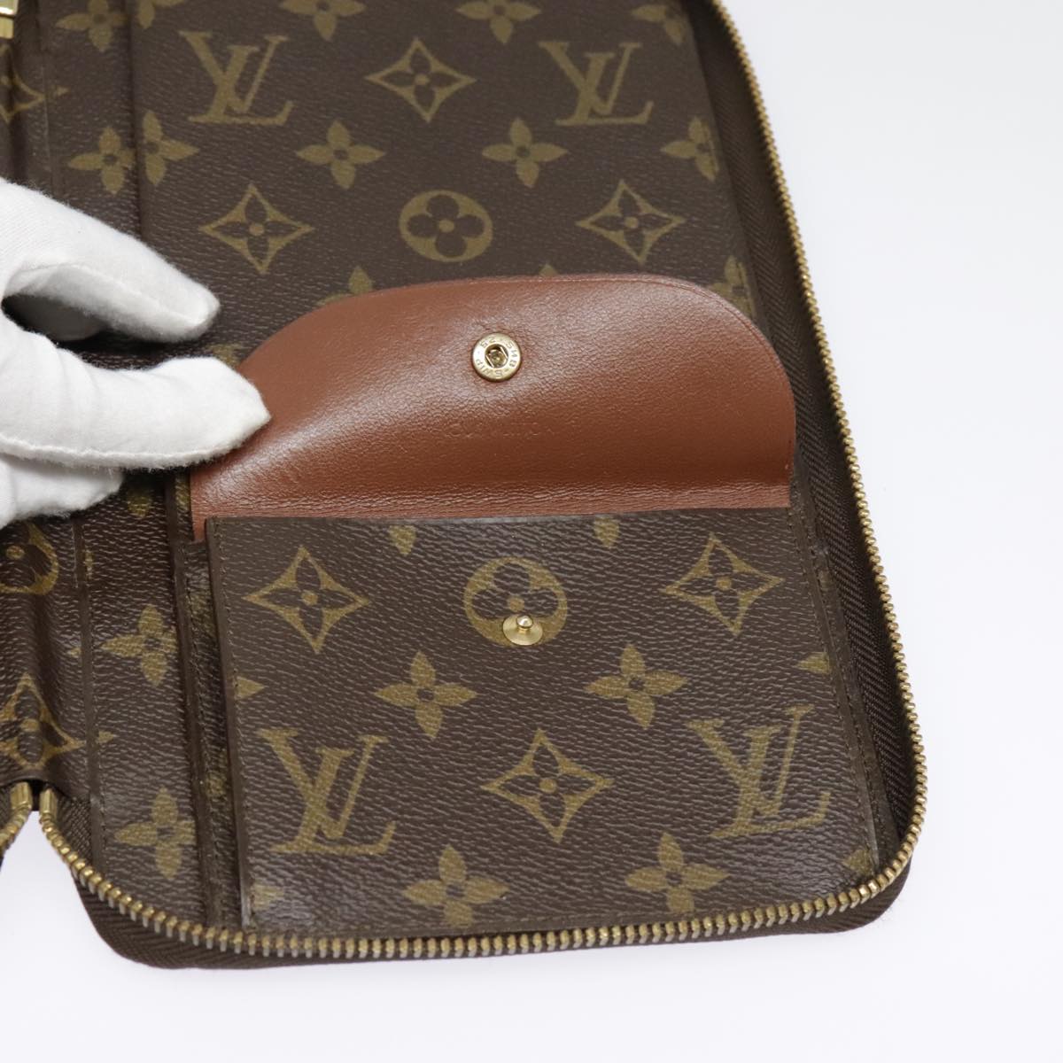 LOUIS VUITTON Monogram Poche Escapade Travel Case M60113 LV Auth 91943