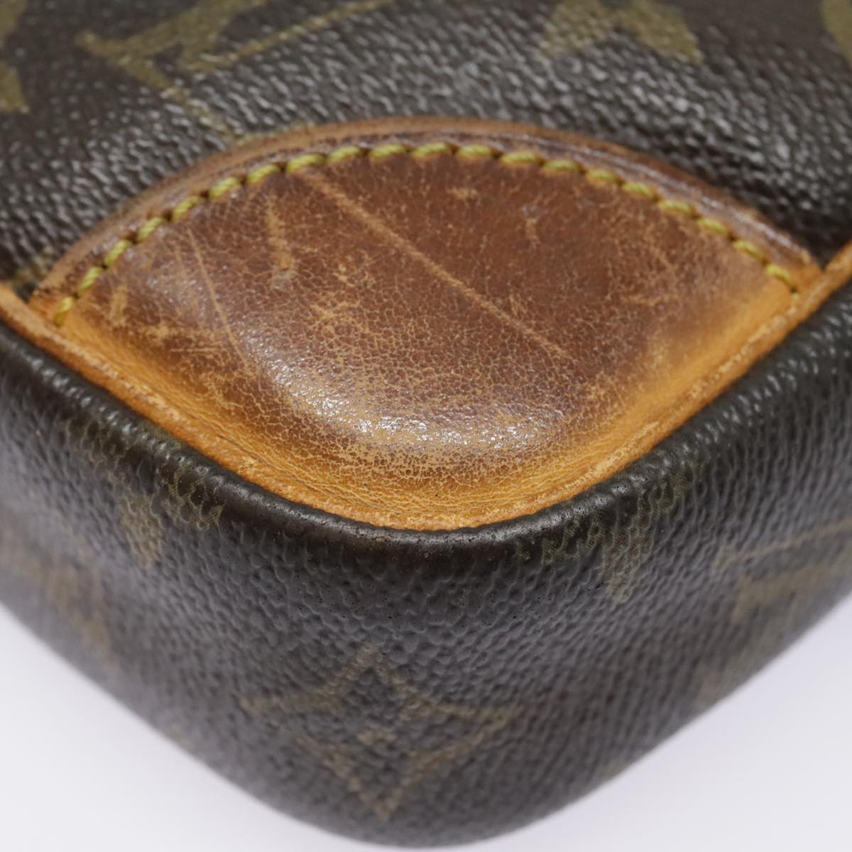 LOUIS VUITTON Monogram Marly Dragonne GM Clutch Bag M51825 LV Auth 91959