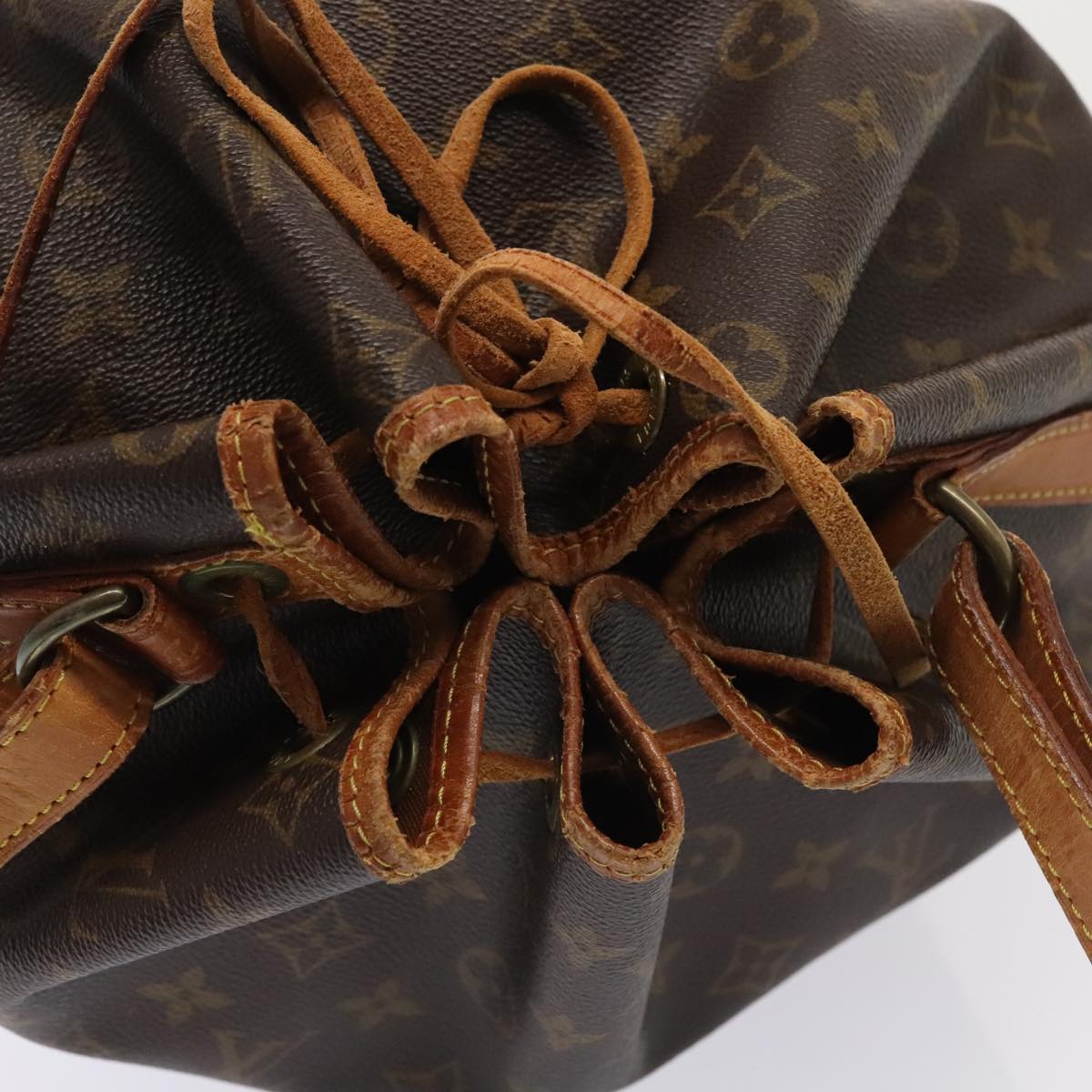 LOUIS VUITTON Monogram Noe Shoulder Bag M42224 LV Auth 91997