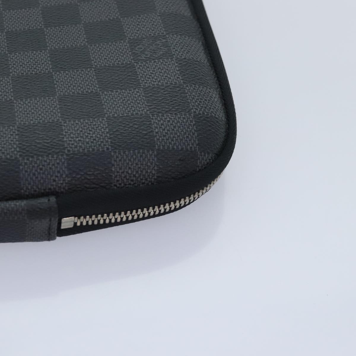 LOUIS VUITTON Damier Graphite Computer Sleeve MM PC Case LV Auth 92011A