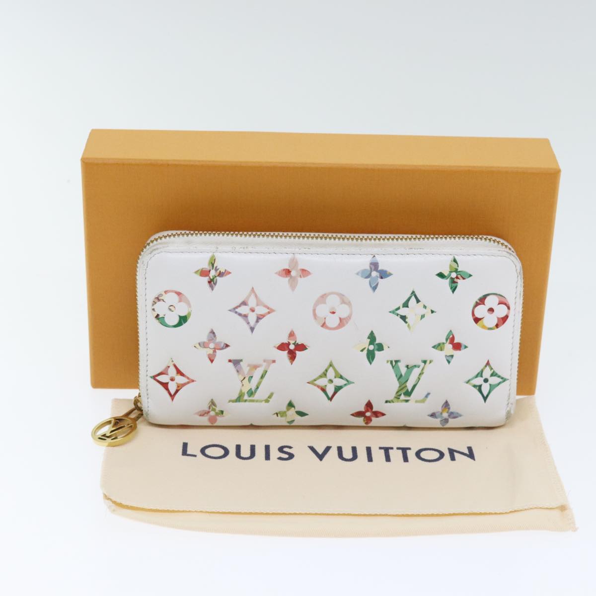 LOUIS VUITTON Monogram Garden Zippy Wallet White M81694 LV Auth 92060