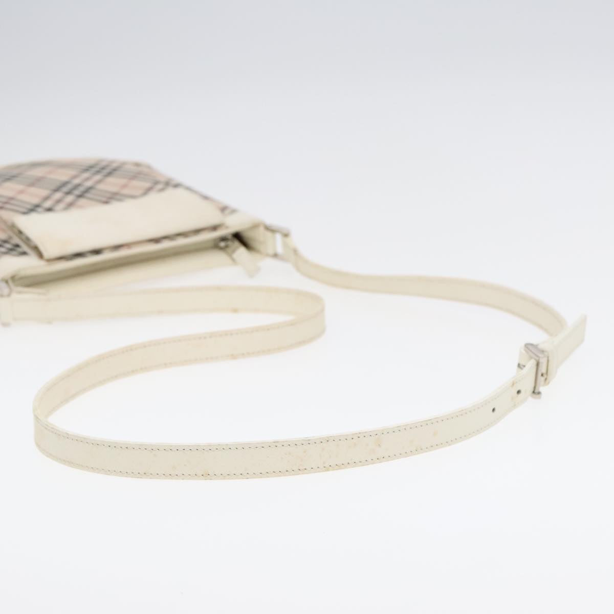 BURBERRY Nova Check Shoulder Bag Canvas Leather White Silver Auth 92082