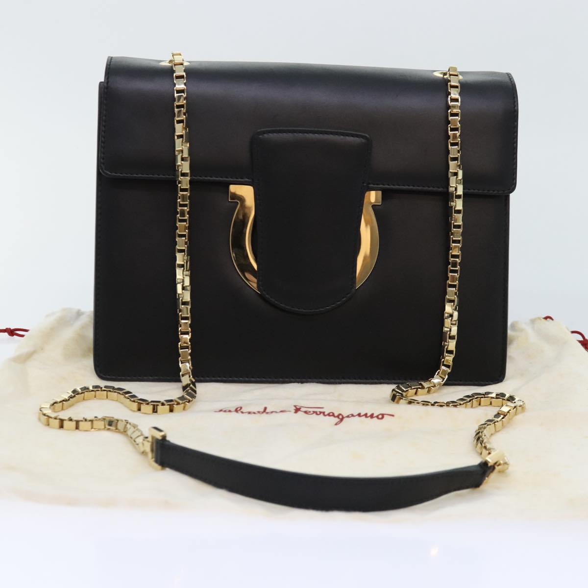 Salvatore Ferragamo Chain Shoulder Bag Leather Black Gold Auth 92096