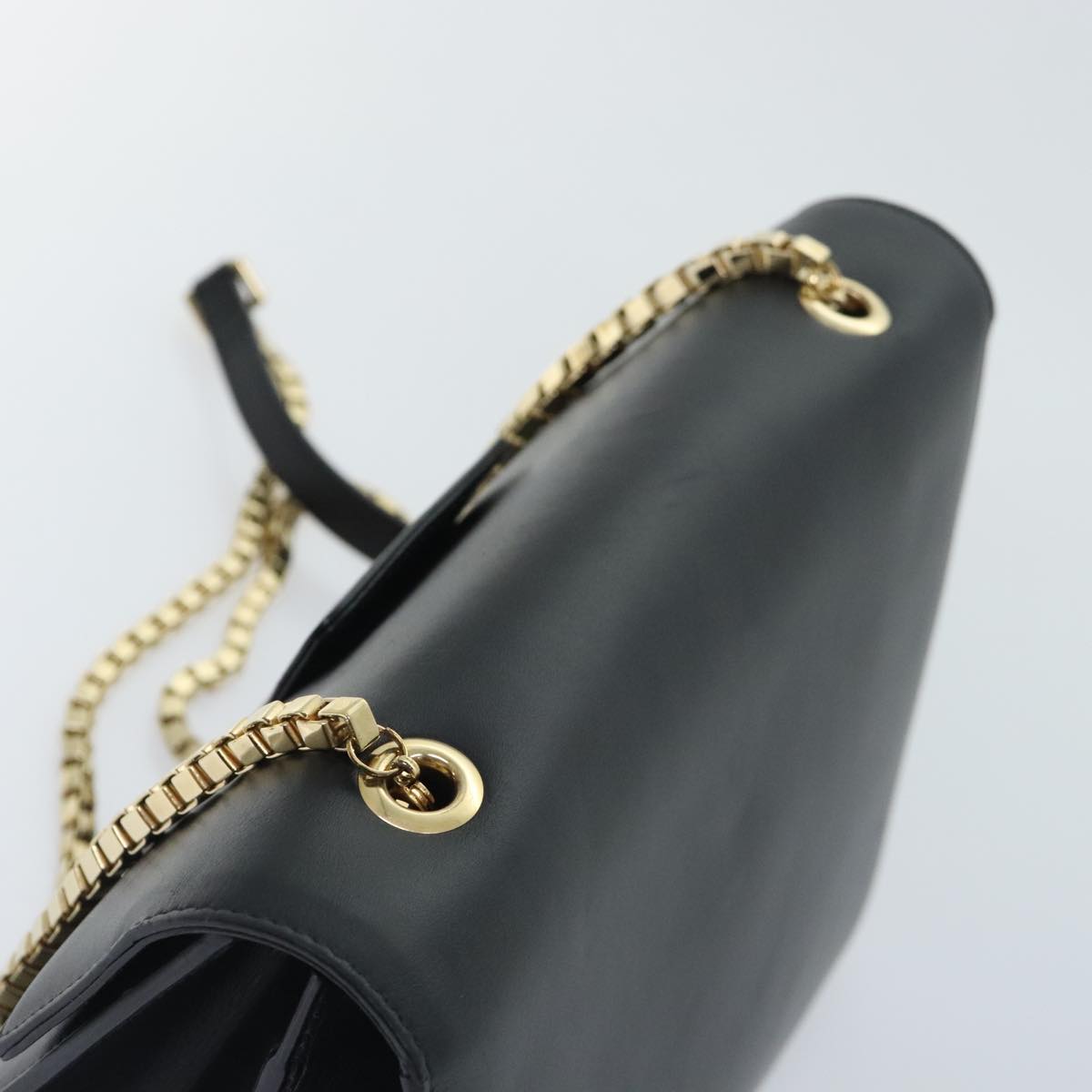 Salvatore Ferragamo Chain Shoulder Bag Leather Black Gold Auth 92096