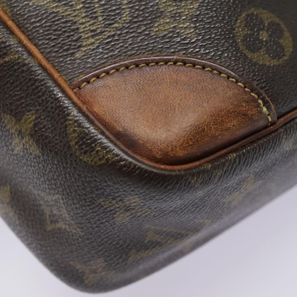 LOUIS VUITTON Monogram Danube MM Shoulder Bag M45264 LV Auth 92322