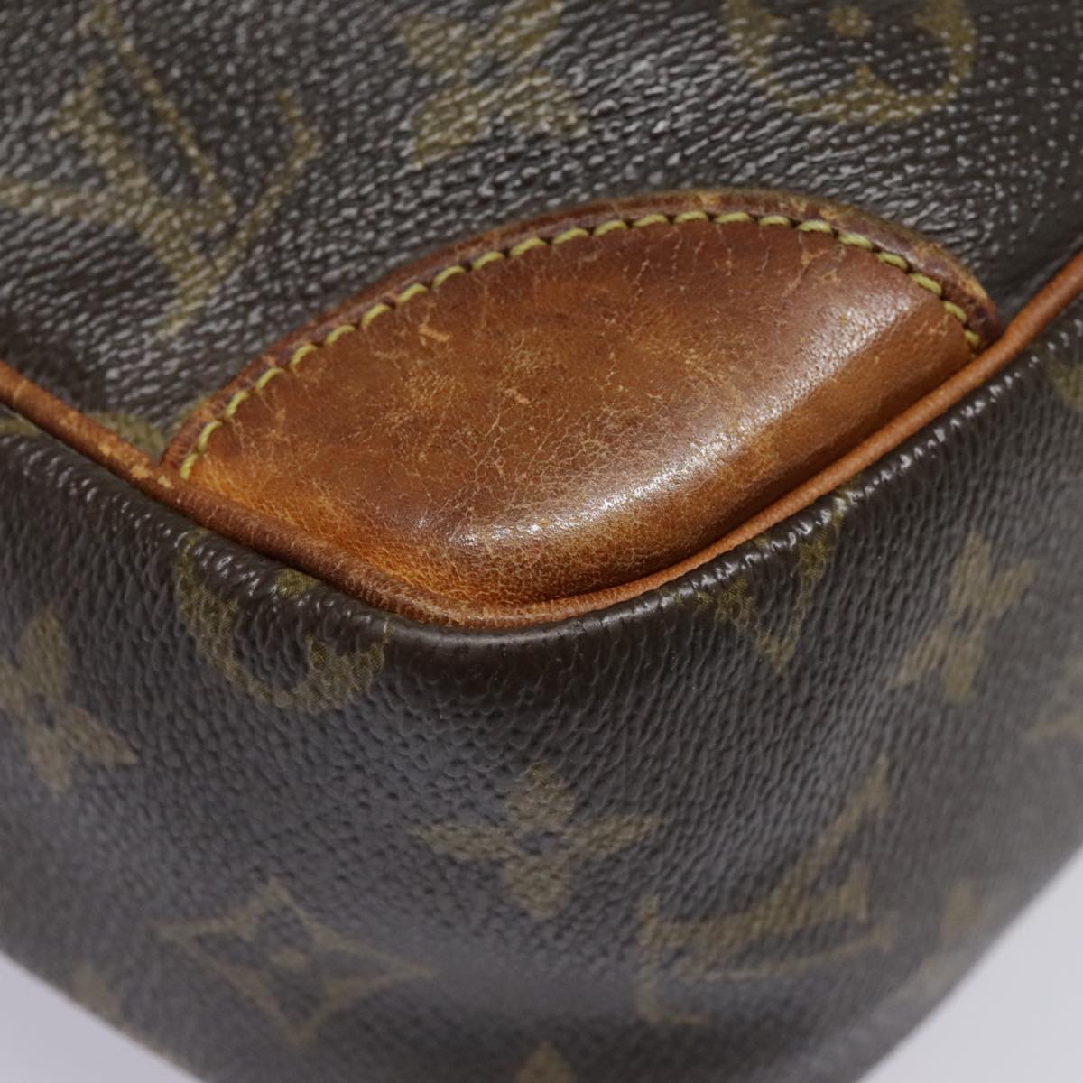 LOUIS VUITTON Monogram Danube MM Shoulder Bag M45264 LV Auth 92322