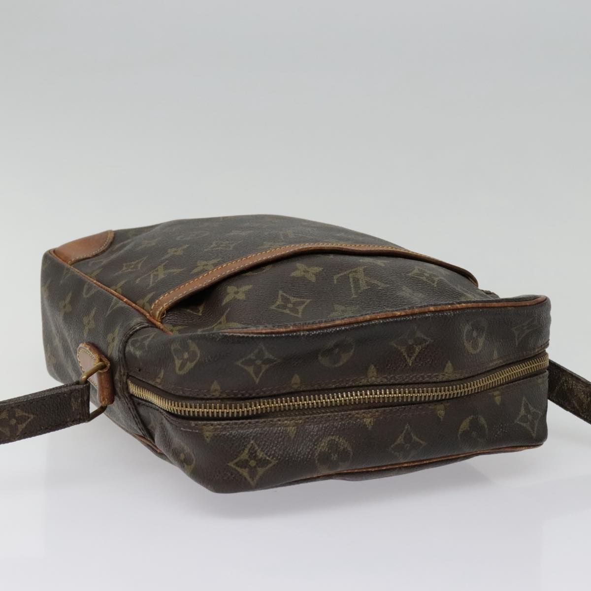 LOUIS VUITTON Monogram Danube MM Shoulder Bag M45264 LV Auth 92322