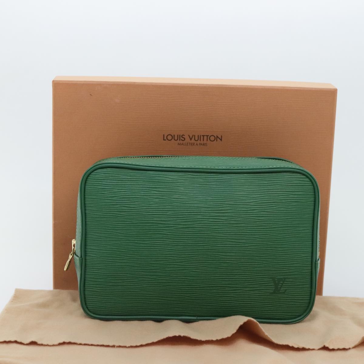 LOUIS VUITTON Epi Trousse Toilette Clutch Bag SPO Green LV Auth 92331