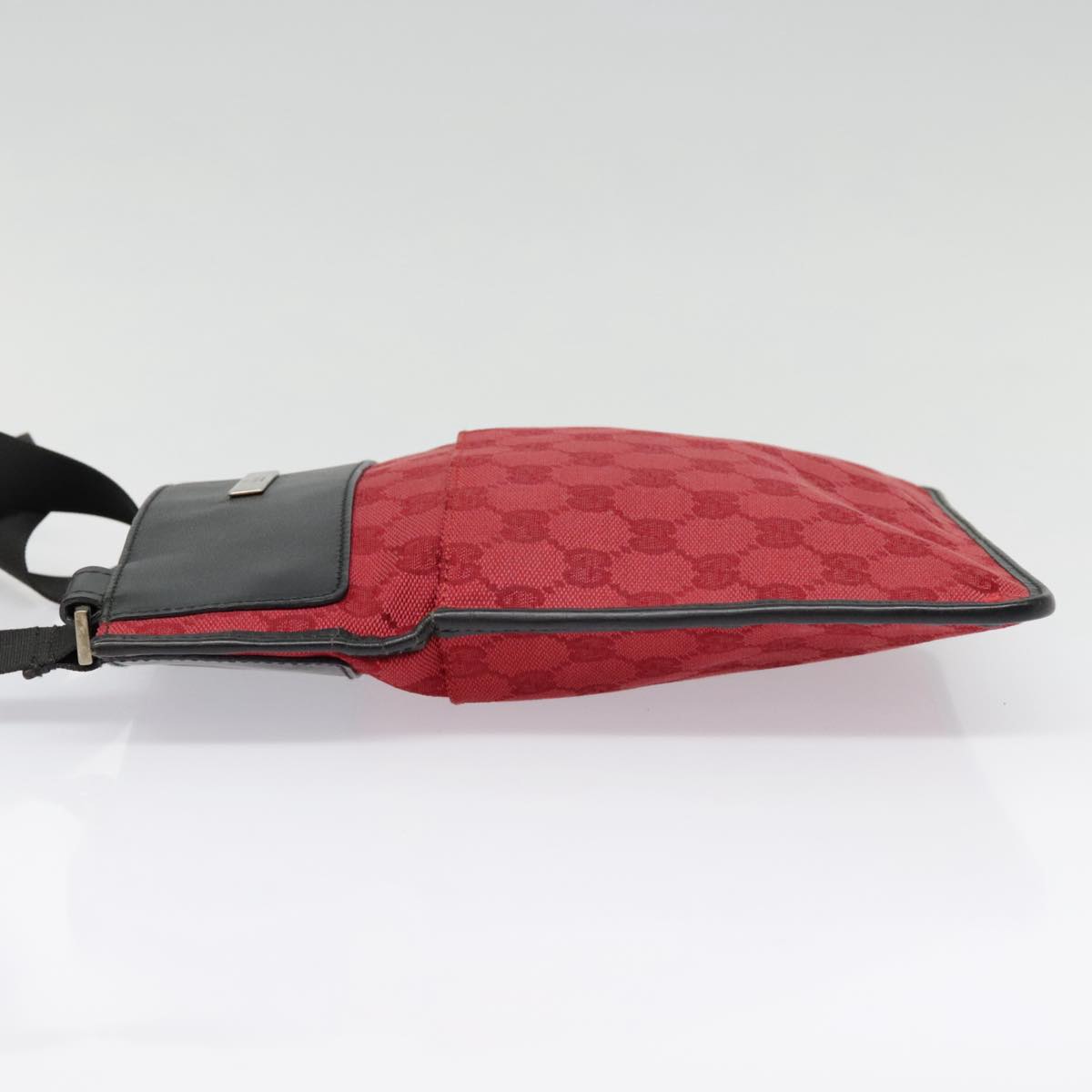 GUCCI GG Canvas Shoulder Bag Red Black Auth 92448