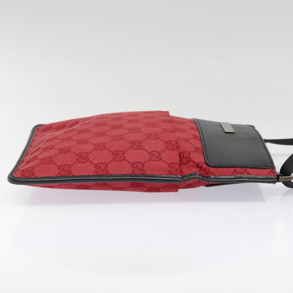 GUCCI GG Canvas Shoulder Bag Red Black Auth 92448