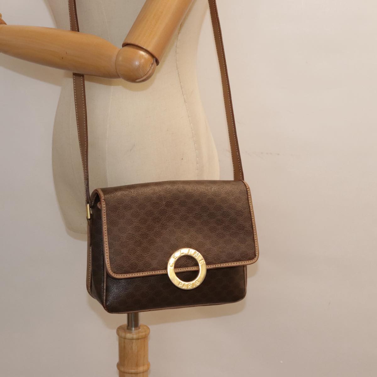 CELINE Macadam Canvas Circle Shoulder Bag PVC Leather Brown Gold Auth 92512