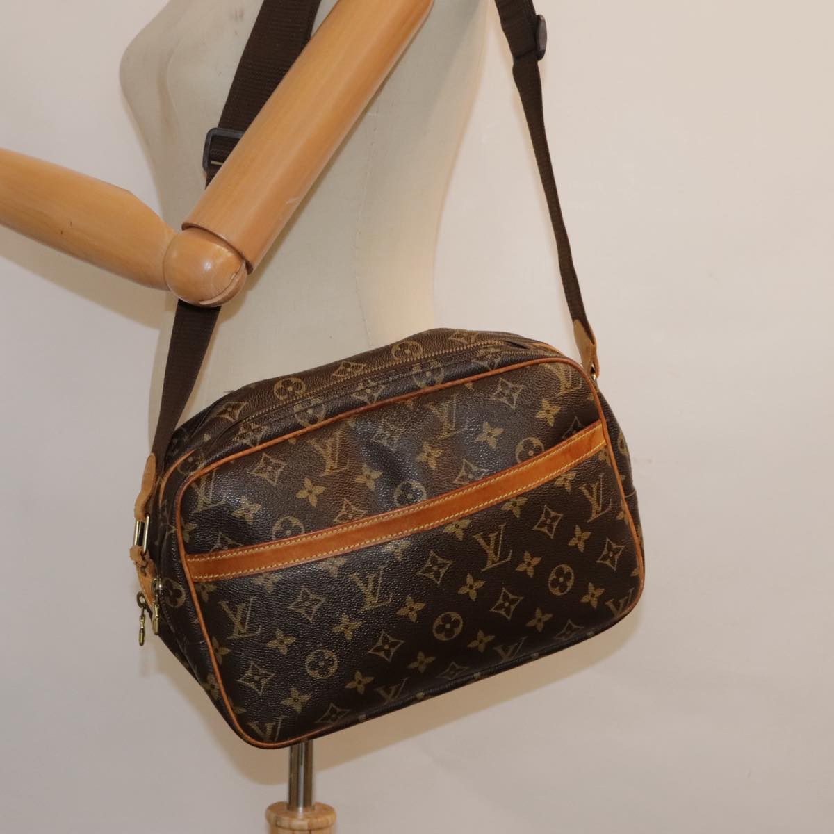 LOUIS VUITTON Monogram Reporter PM Shoulder Bag M45254 LV Auth 92558