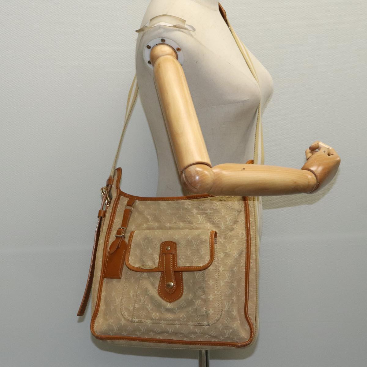 LOUIS VUITTON Monogram Mini Buzas Marie Kate Bag Beige M92323 LV Auth 92624