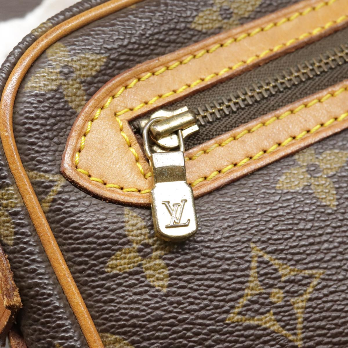 LOUIS VUITTON Monogram Saint Germain Shoulder Bag M51207 LV Auth 92634