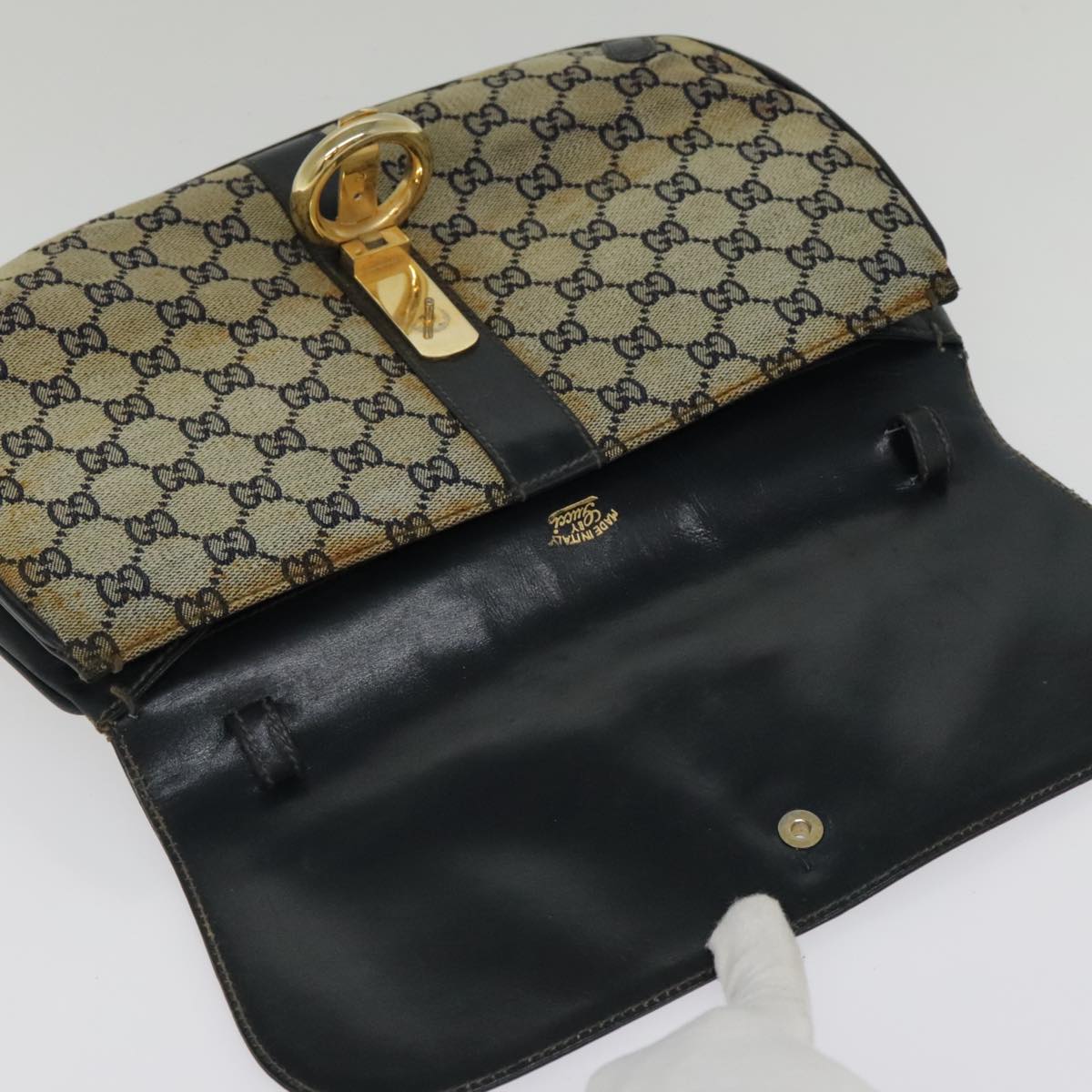 GUCCI GG Canvas Shoulder Bag Beige Navy Gold Auth 92734