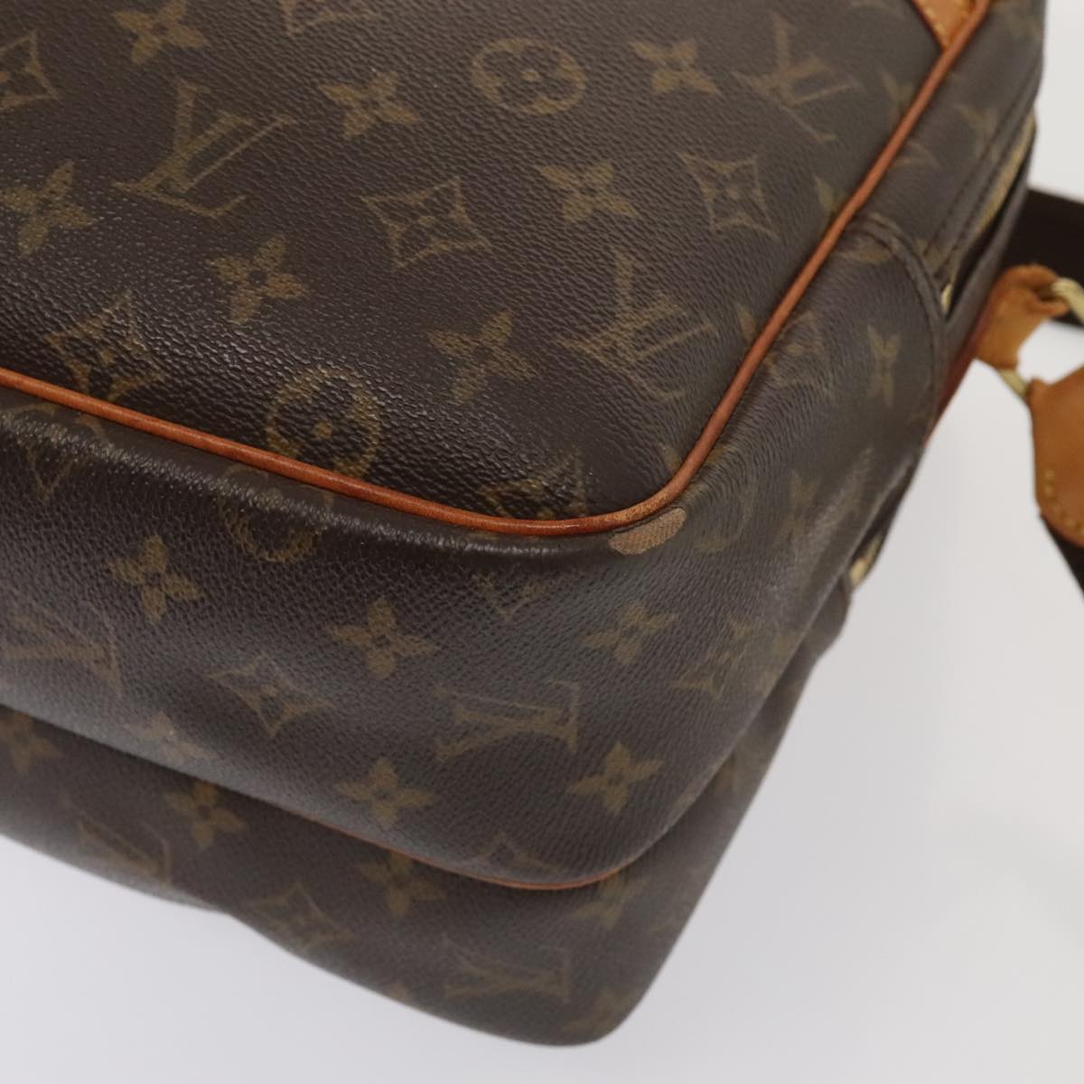 LOUIS VUITTON Monogram Reporter GM Shoulder Bag M45252 LV Auth 92794