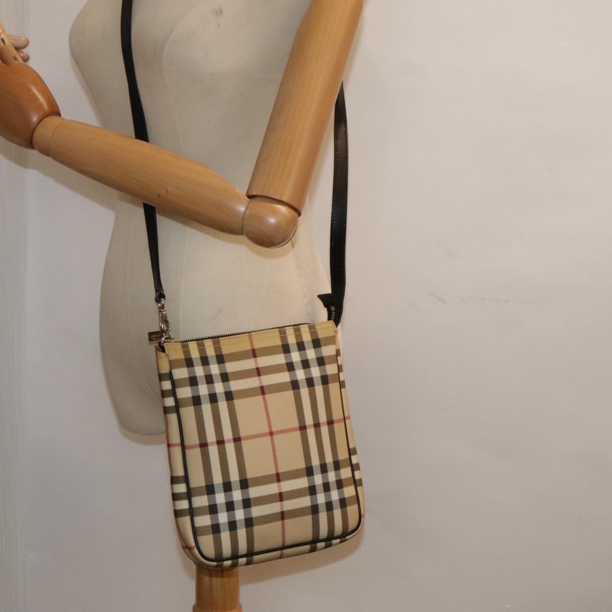 BURBERRY Nova Check Shoulder Bag PVC Beige Silver Auth 92837