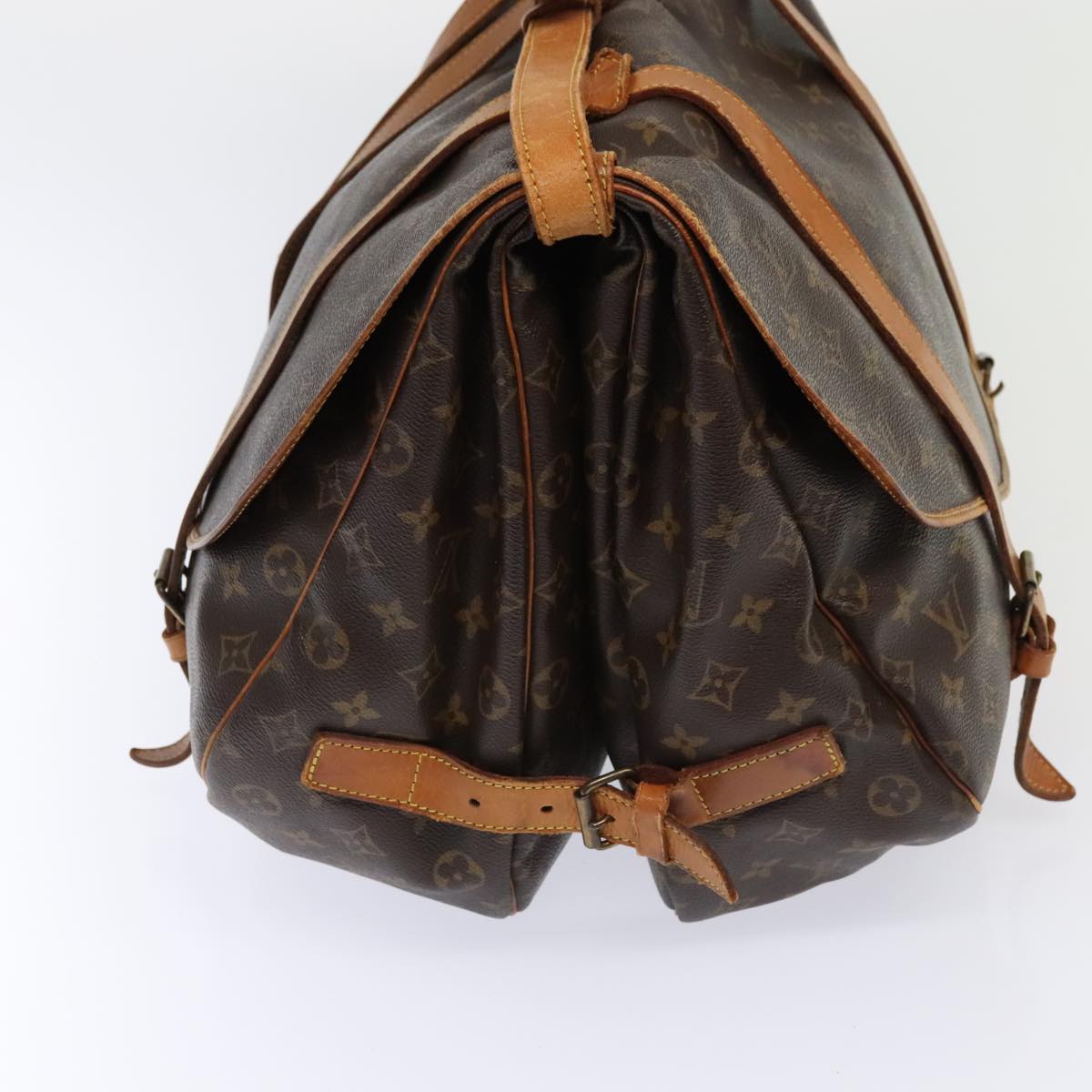 LOUIS VUITTON Monogram Saumur 43 Shoulder Bag M42252 LV Auth 92868