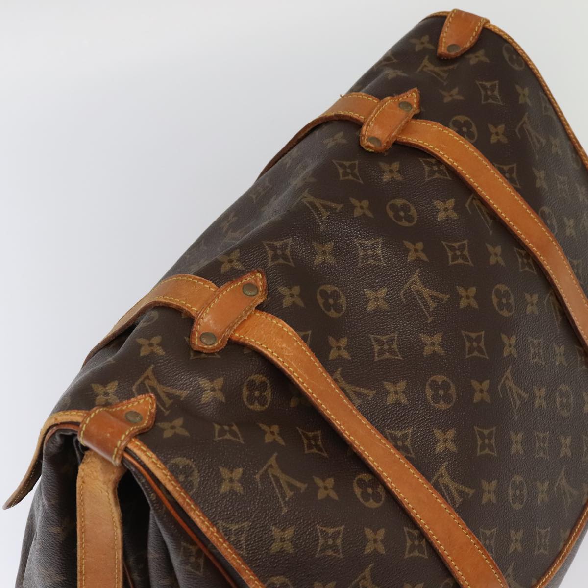 LOUIS VUITTON Monogram Saumur 43 Shoulder Bag M42252 LV Auth 92868