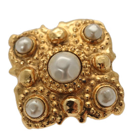 CHANEL Brooch metal Gold CC Auth 92879 - 0