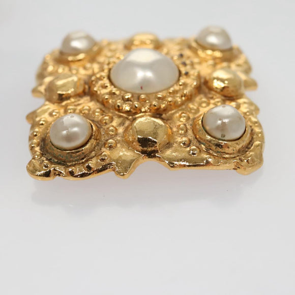 CHANEL Brooch metal Gold CC Auth 92879