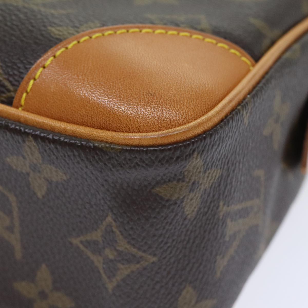 LOUIS VUITTON Monogram Compiegne 28 Clutch Bag M51845 LV Auth 92915