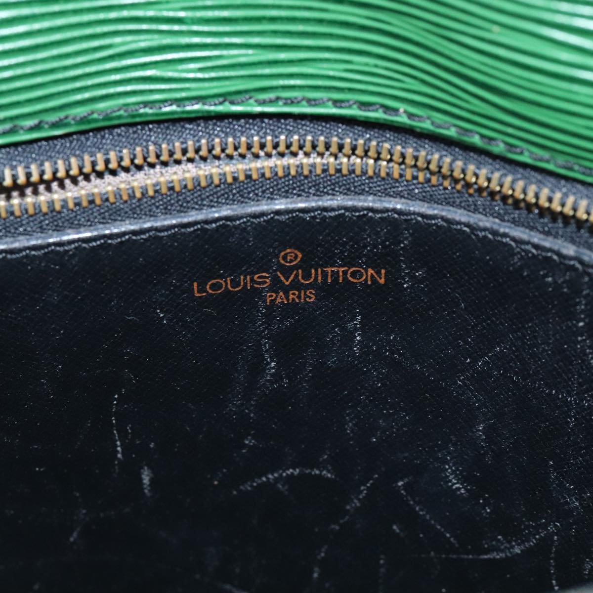 LOUIS VUITTON Epi Saint Cloud GM Shoulder Bag Green M52194 LV Auth 92926