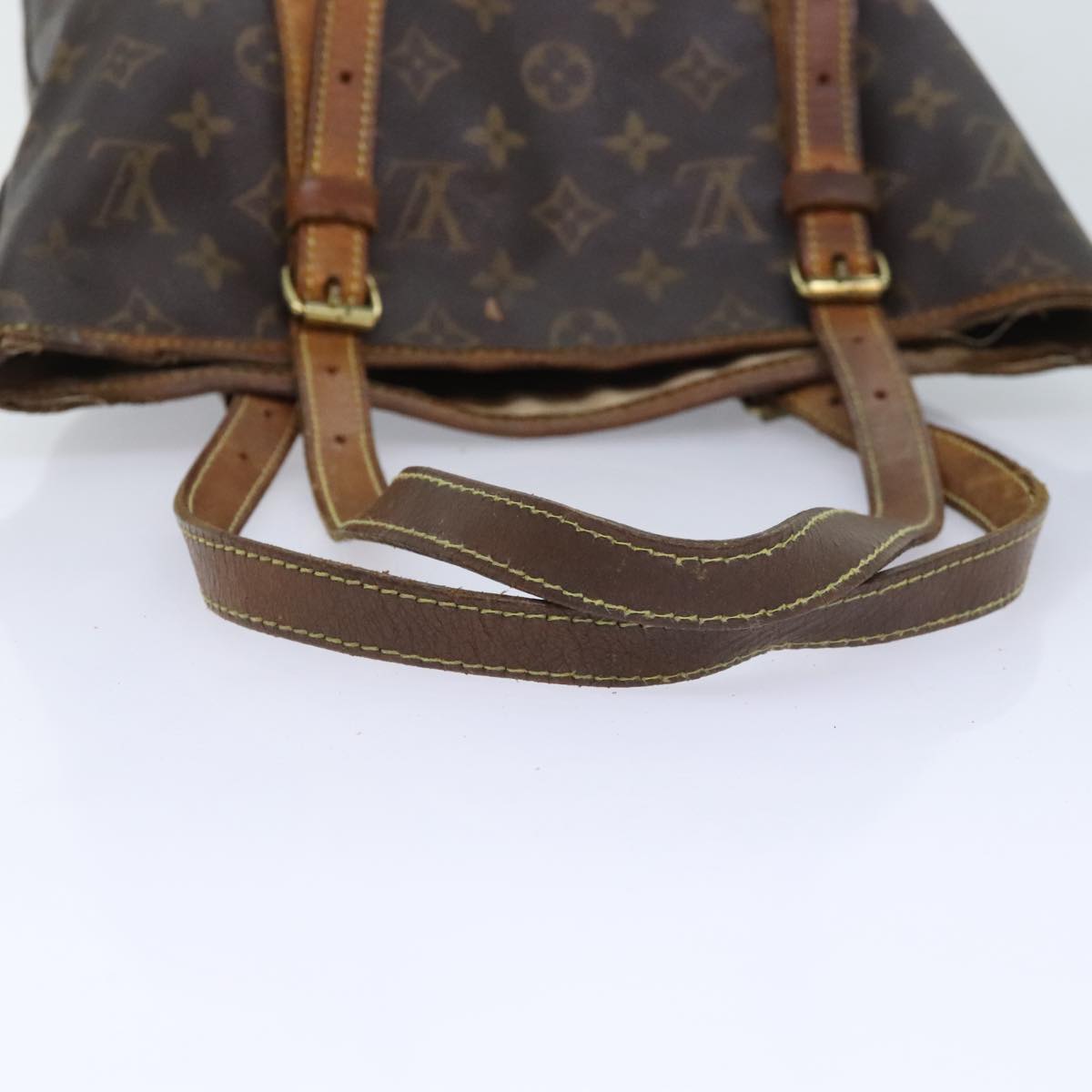 LOUIS VUITTON Monogram Bucket GM Shoulder Bag M42236 LV Auth 92939