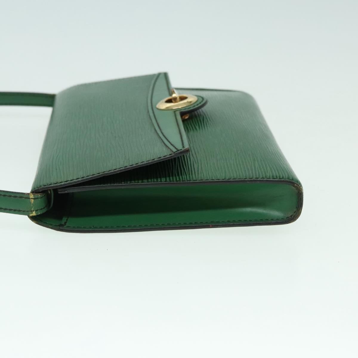 LOUIS VUITTON Epi Pochette Arche Shoulder Bag Green M52574 LV Auth 92953