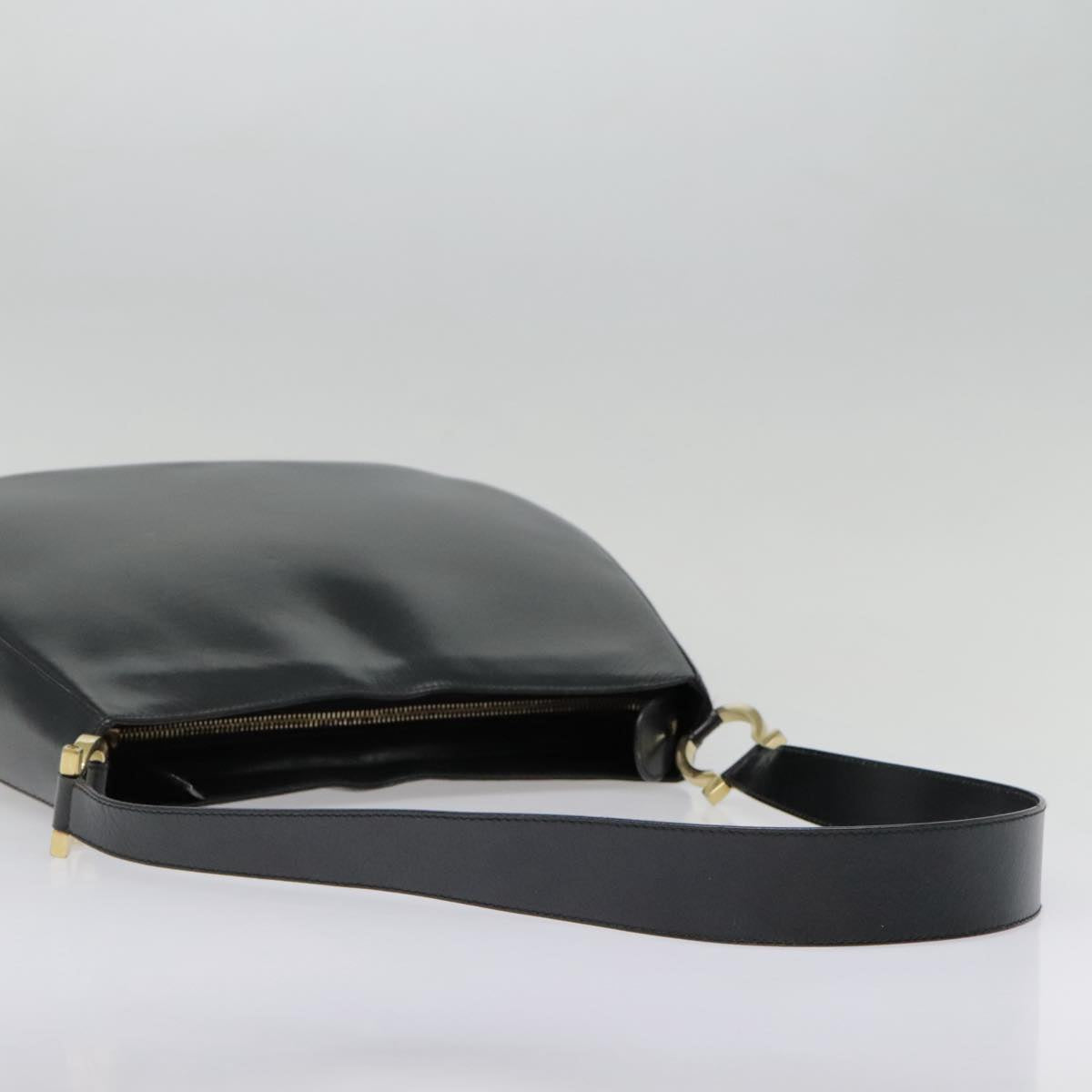 Salvatore Ferragamo Gancini Shoulder Bag Leather Black Gold Auth 92967