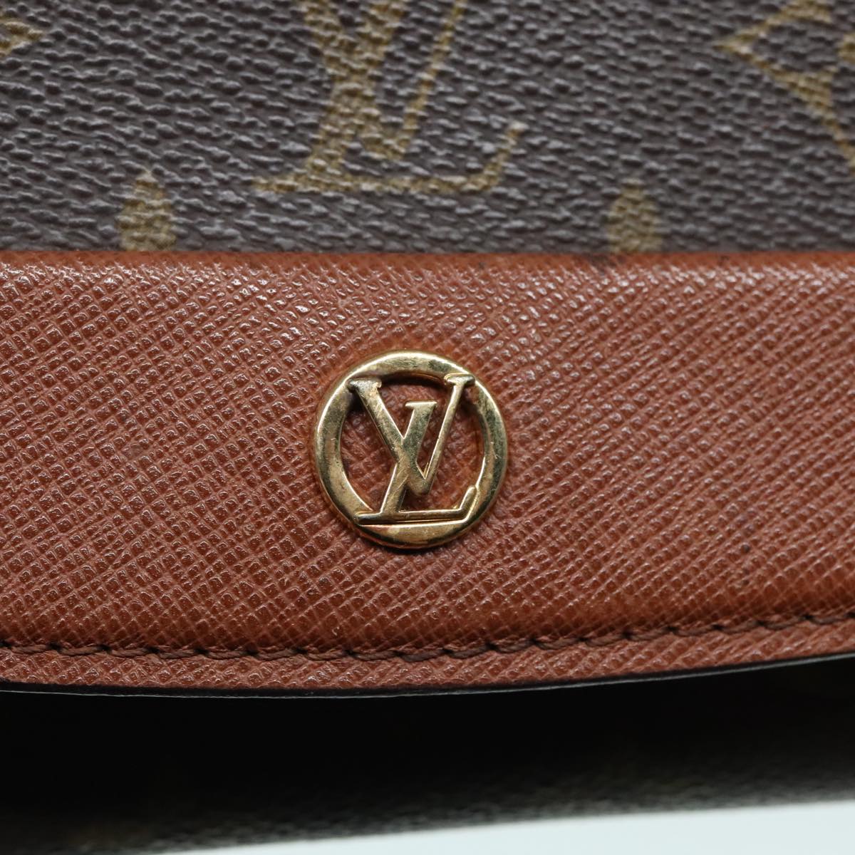 LOUIS VUITTON Monogram Bordeaux 27 Shoulder Bag M51797 LV Auth 93001