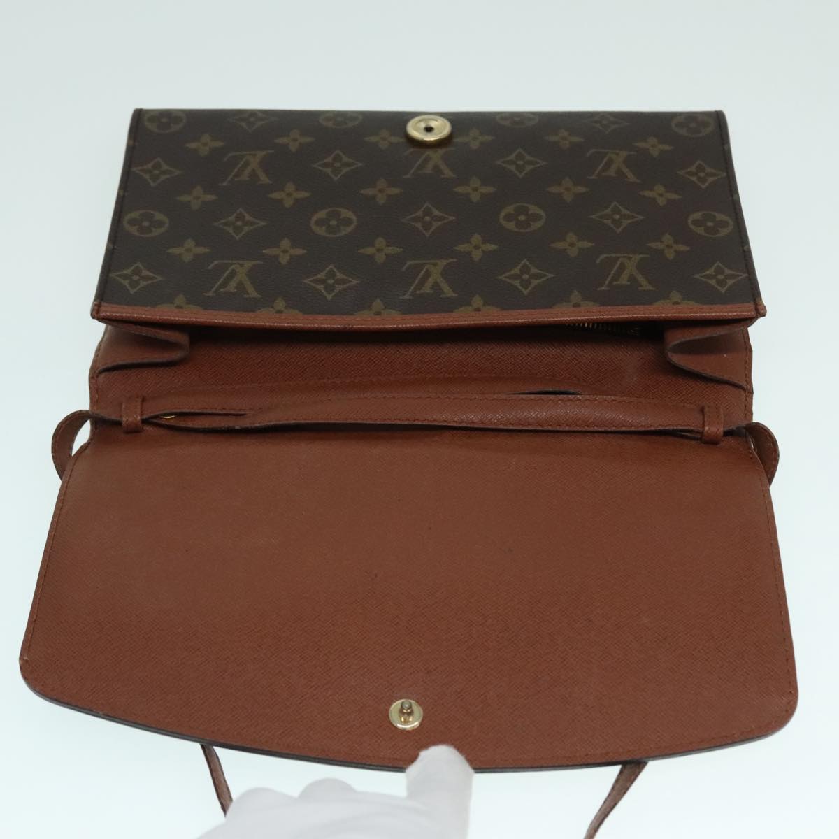 LOUIS VUITTON Monogram Bordeaux 27 Shoulder Bag M51797 LV Auth 93001