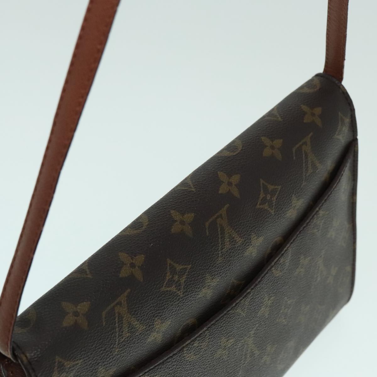 LOUIS VUITTON Monogram Bordeaux 27 Shoulder Bag M51797 LV Auth 93001